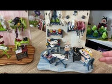 Laden und Abspielen von Videos im Galerie-Viewer, Näh-Zimmer Zubehörteile aus Holz (Bügelbrett, Nähmaschine, Schneiderreibedarf)