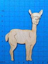 Lade das Bild in den Galerie-Viewer, Alpaka-Hengst aus Holz