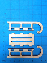 Lade das Bild in den Galerie-Viewer, Schlitten aus Holz klein