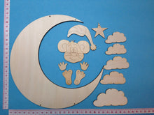 Lade das Bild in den Galerie-Viewer, Komplettset aus Holz: kleiner Mond mit Maus und Wolken