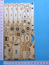 Lade das Bild in den Galerie-Viewer, Wackelauto, Sandkasten und Wippe für Spielplatz