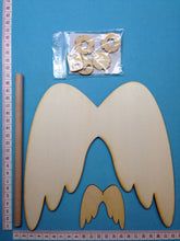 Lade das Bild in den Galerie-Viewer, Flügel als Leibgarde aus Holz für Kantholz