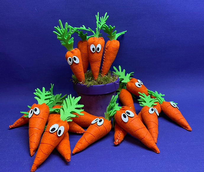 Karotten zum fädeln aus Filz