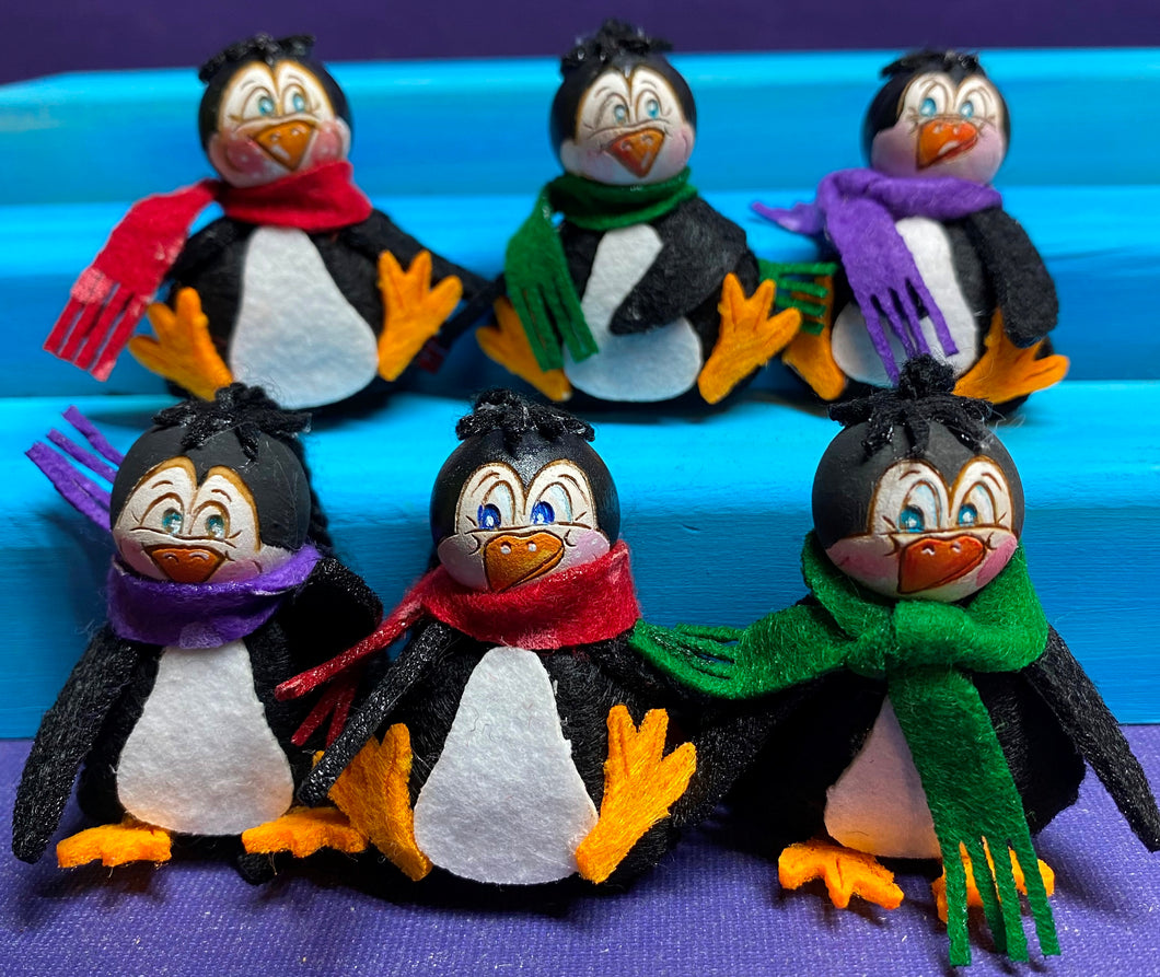 Pinguine zum Fädeln aus Filz, 6er Set