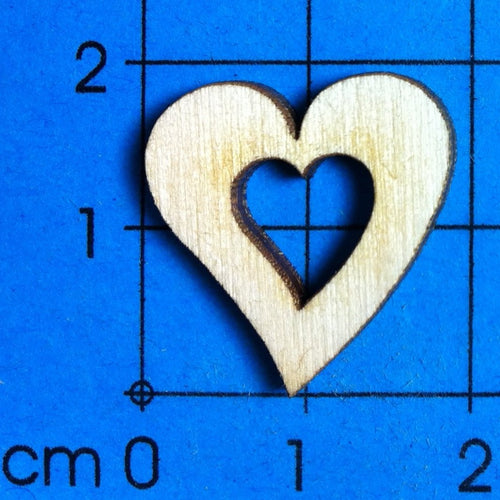 Herz als Schmuckteil aus Holz Holzkunst, Basteln mit Holz, Basteln mit Holz für Kinder, Holzteile, Schmuck selber basteln, Herzen für Schmuck, Anhänger für Geschenke, Schmuckteile zum Basteln, Herzen für die Liebsten, Halsketten selbst basteln, Armbänder selbst gestalten, Basteln mit Holz, Holzideen ,   SMH 1816