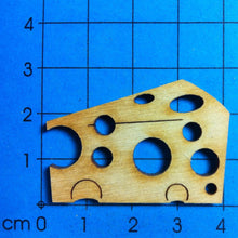 Lade das Bild in den Galerie-Viewer, Käse aus Holz
