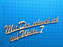 Lade das Bild in den Galerie-Viewer, Mit Dir schweb ich auf Wolke 7!2 zeilig geteilterSchriftzug in Schreibschrift aus Holz  Schriftzug Bastelartikel, Holzkunst, Holzteile bemalen, Geschenke verzieren, Basteln mit Holz, Schriftzüge bemalen, Herzlich willkommen Schriftzug, Schriftzüge aus Holz, Eingangsschild, Bastelideen mit Holz,  Schriftzug Bastelartikel, Bastelideen mit Holz, Holzkunst, Herzlich willkommen Schriftzug, Geschenke verzieren, Schriftzüge aus Holz, Holzteile bemalen, Eingangsschild, Basteln mit Holz, Schriftzüge bemalen,  SZH
