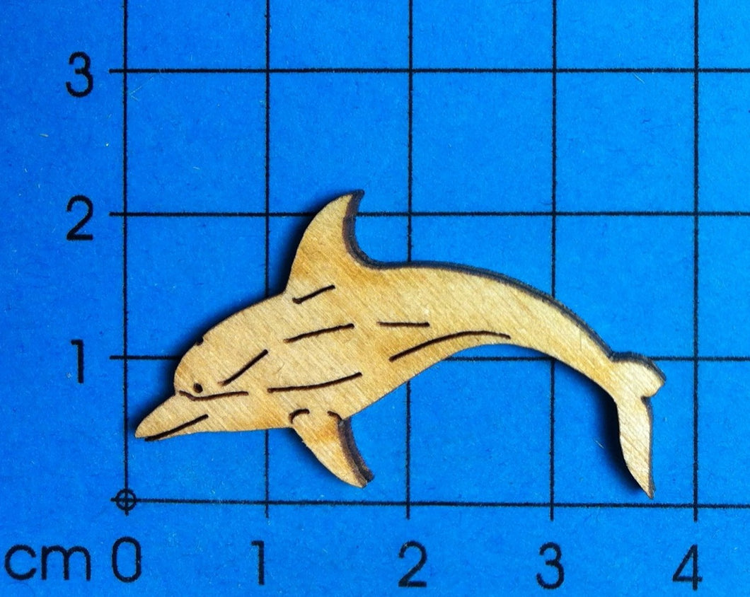Delphin springend aus Holz