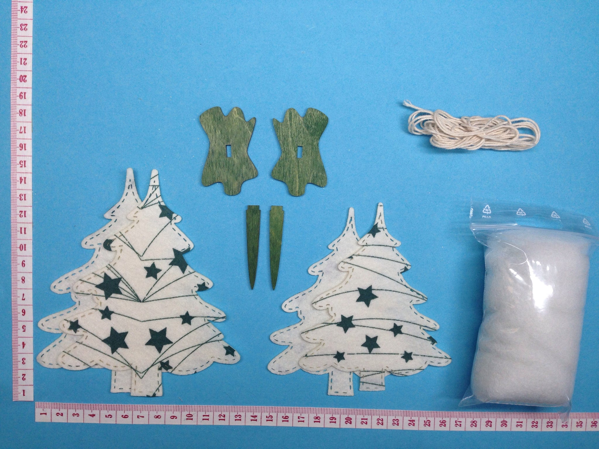 100 Stück Pfeifenputzer Bastelset Weihnachten – Mit LED-Lichterkette, Bastelpapier & Zubehör, DIY Weihnachtsbaum Für Kinder
