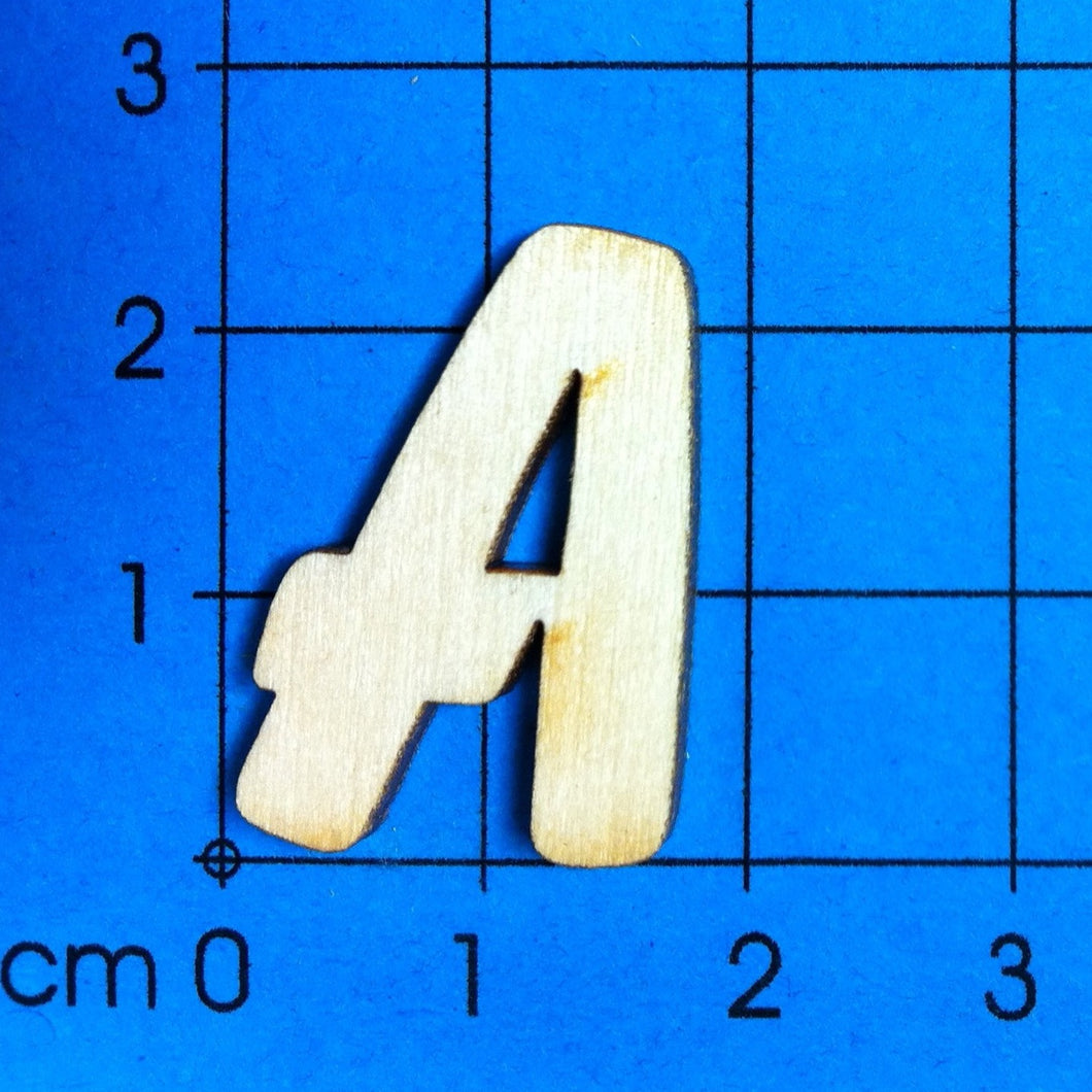 Buchstaben in 2,3cm aus Holz