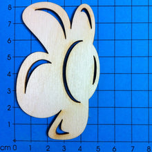 Lade das Bild in den Galerie-Viewer, Blumenblüte seitlich aus Holz
