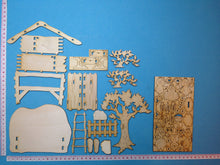 Lade das Bild in den Galerie-Viewer, Bastelset aus Holz: Hühnerstall mit Mini-Küken
