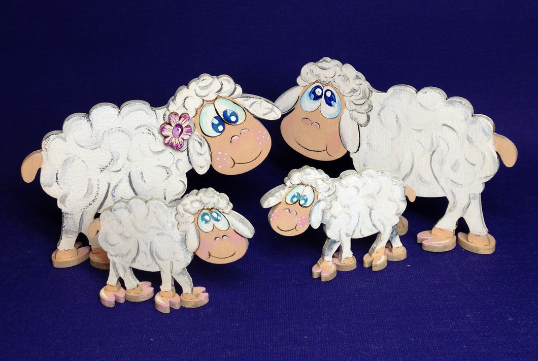 Schafe aus Holz, zum Umwickeln für Wolle geeignet