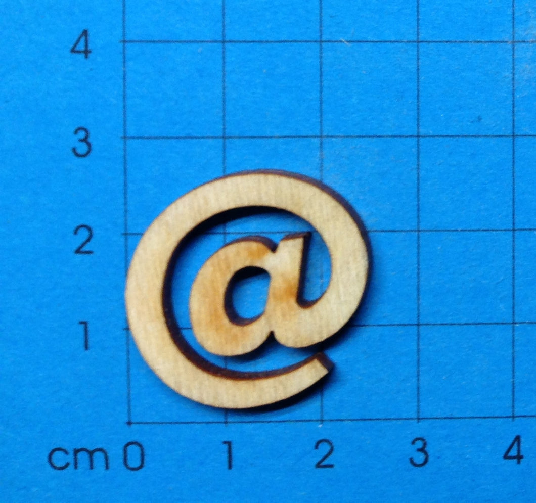 Buchstaben in 3,3cm aus Holz