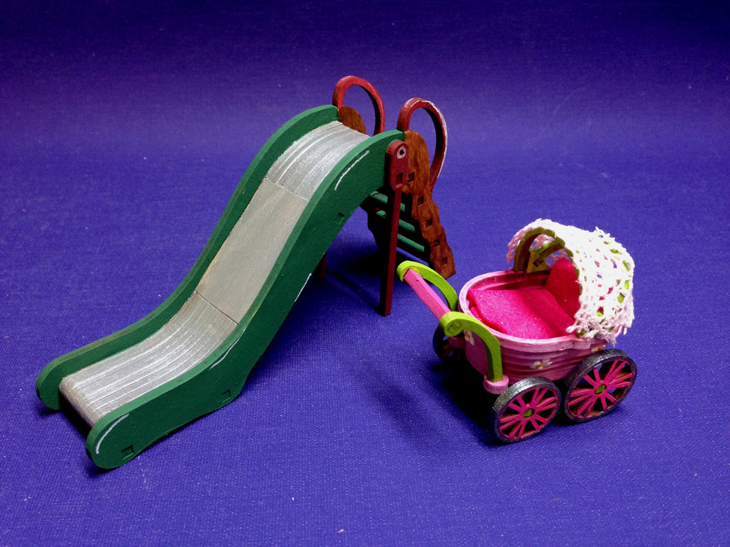 Rutsche und Kinderwagen für Spielplatz