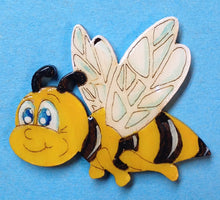 Lade das Bild in den Galerie-Viewer, Biene als Rennbiene aus Holz
