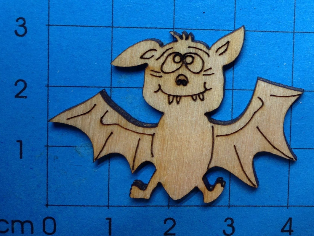 lustige Fledermaus aus Holz (4 Zähne)