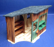 Lade das Bild in den Galerie-Viewer, Anbauhaus für Filzhaus aus Holz Wichtelhausbasteln, Anbauhaus aus Holz, Holzartikel zum Basteln , Holzartikel zum Bemalen , Bastelideen für fairy house , Wichtelhaus , Fairyhouse aufbauholzsteine, Fairyhouse , Anbauhaus für Fairy-House, Fairyhouse Landschaften ,   WHF 8520SB
