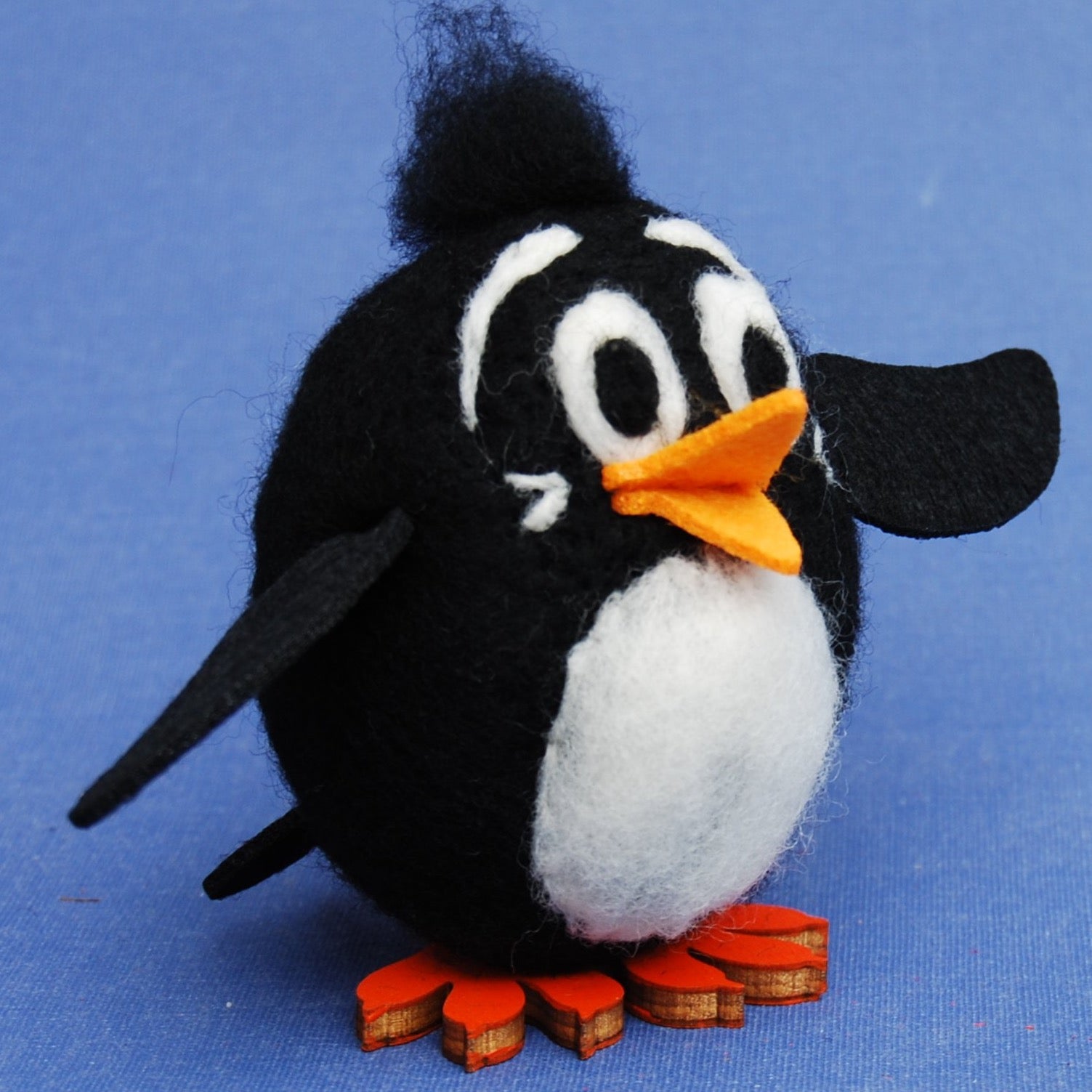 Süßes Pinguin-Nadelfilz-Set Für Weihnachten – 2-teiliges Starterkit Mit Wolle & Werkzeug, Perfekt Für Anfänger
