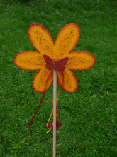 Lade das Bild in den Galerie-Viewer, Seitliche Blumenblüte aus Holz
in verschiedenen Größen Blumen für Gartendeko, Blumen aus Holz, Blumen zum Kartengestalten, Blumen zum Geburtstag, Blumen zum Dekorieren, Streuteil Blume, Blumen zum Basteln, Blumen zum Bemalen,  Blumen zum Geburtstag, Blumen zum Basteln, Blumen für Gartendeko, Streuteil Blume, Blumen zum Bemalen, Blumen zum Dekorieren, Blumen zum Kartengestalten, Blumen aus Holz,  BLH 2920

