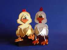 Lade das Bild in den Galerie-Viewer, Gockel aus Schlenker-Figur Bastelset aus Holz zum Basteln, Bastelideen für Ostern, Osterbasteln einfach mit Kindern, Ostergeschenk selber basteln, Gockel aus Holz bemalen, Osterdekoration aus Holz gestalten, Gockel aus Holz gestalten, Osterdeko selbst gestalten, basteln für Osterdeko, Küken aus Holz, basteln zu Ostern mit Kindern,  Osterbasteln einfach mit Kindern, Bastelset aus Holz zum Basteln, basteln für Osterdeko, Ostergeschenk selber basteln, Osterdekoration aus Holz gestalten, Gockel aus Holz gestal
