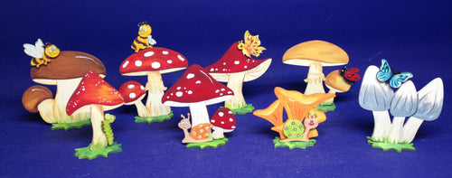 Pilze zum Stellen mit Tiere aus Holz (8erSet) Streuteile diy, Kleine Holzteile, Pilze zum Basteln, Basteln mit Holz für Kinder, Holzteile bemalen, Herbstdeko selbst gestalten, Dekoration für den Herbst basteln, Basteln mit Holz, Basteln mit Holzteile, Pilze aus Holz, Streuteile Holz, Fliegenpilz zum Bemalen, Holzteile,   VGH 6910SB
