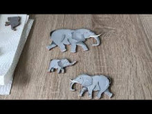 Laden und Abspielen von Videos im Galerie-Viewer, Elefant aus Holz
