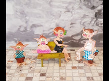 Laden und Abspielen von Videos im Galerie-Viewer, Trollfamilie mit Babytrolle aus Holz
